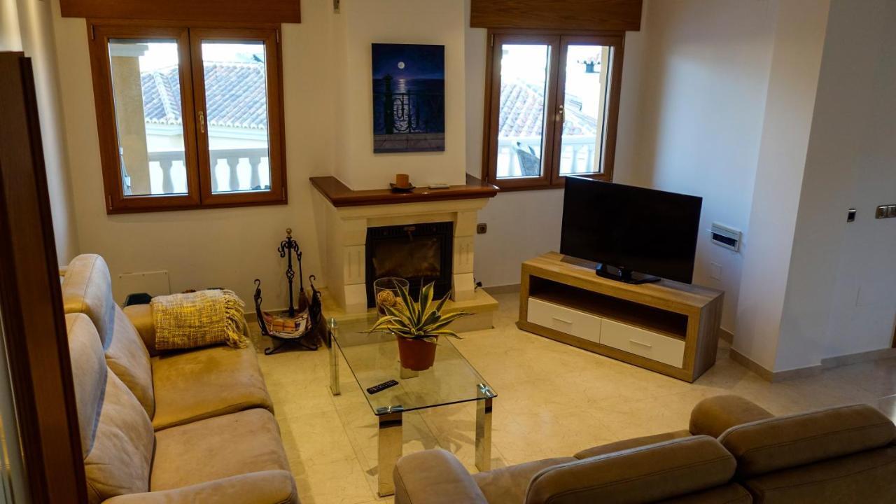 Villa Borja Torre Del Mar Dış mekan fotoğraf